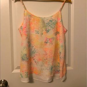 Flowy tank